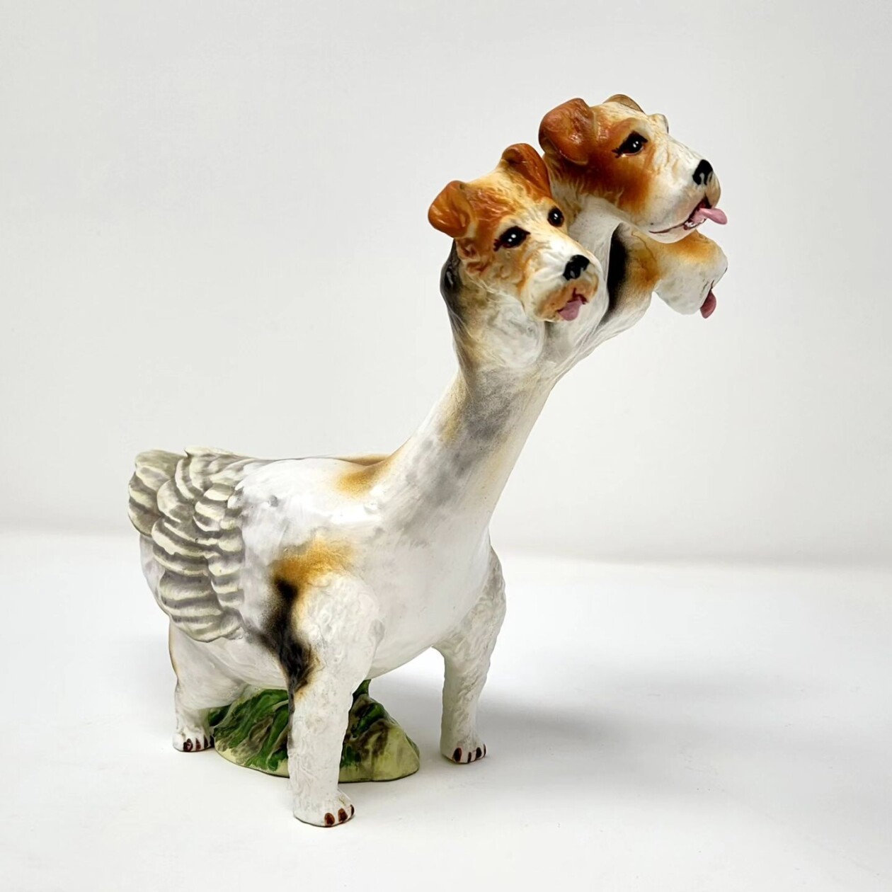Debra Broz Brings To Life Uncanny Beings By Creating Unexpected Mashups Between Animals, Plants, And Humans (6)