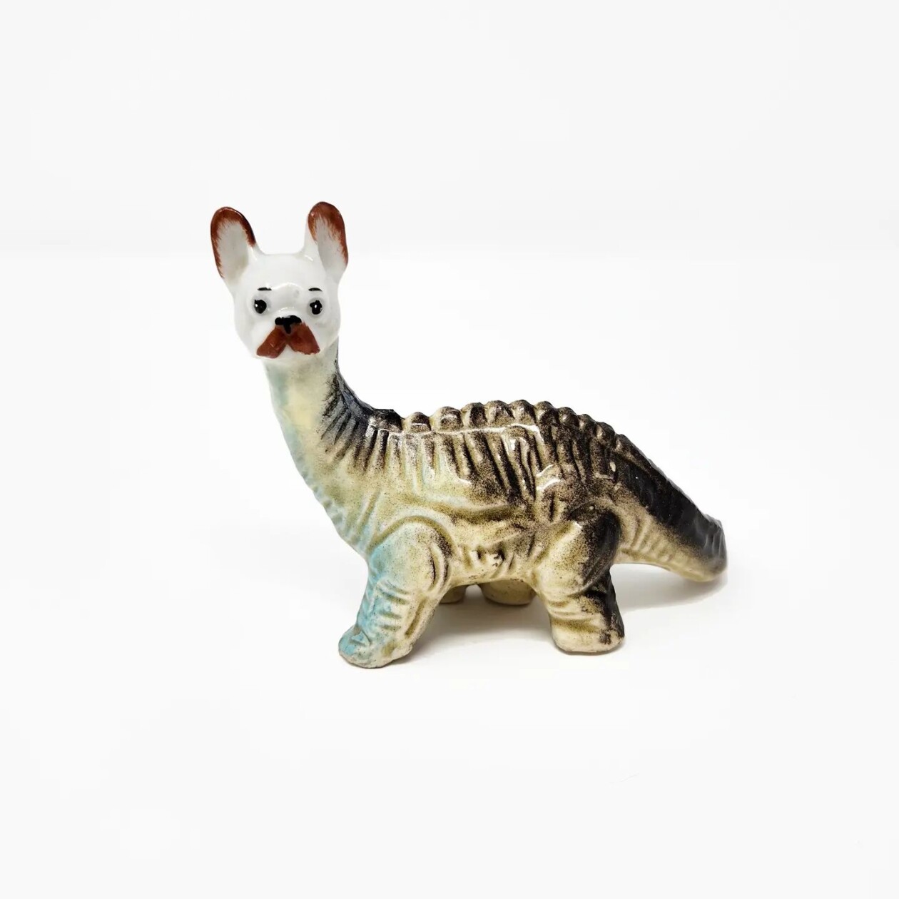Debra Broz Brings To Life Uncanny Beings By Creating Unexpected Mashups Between Animals, Plants, And Humans (8)