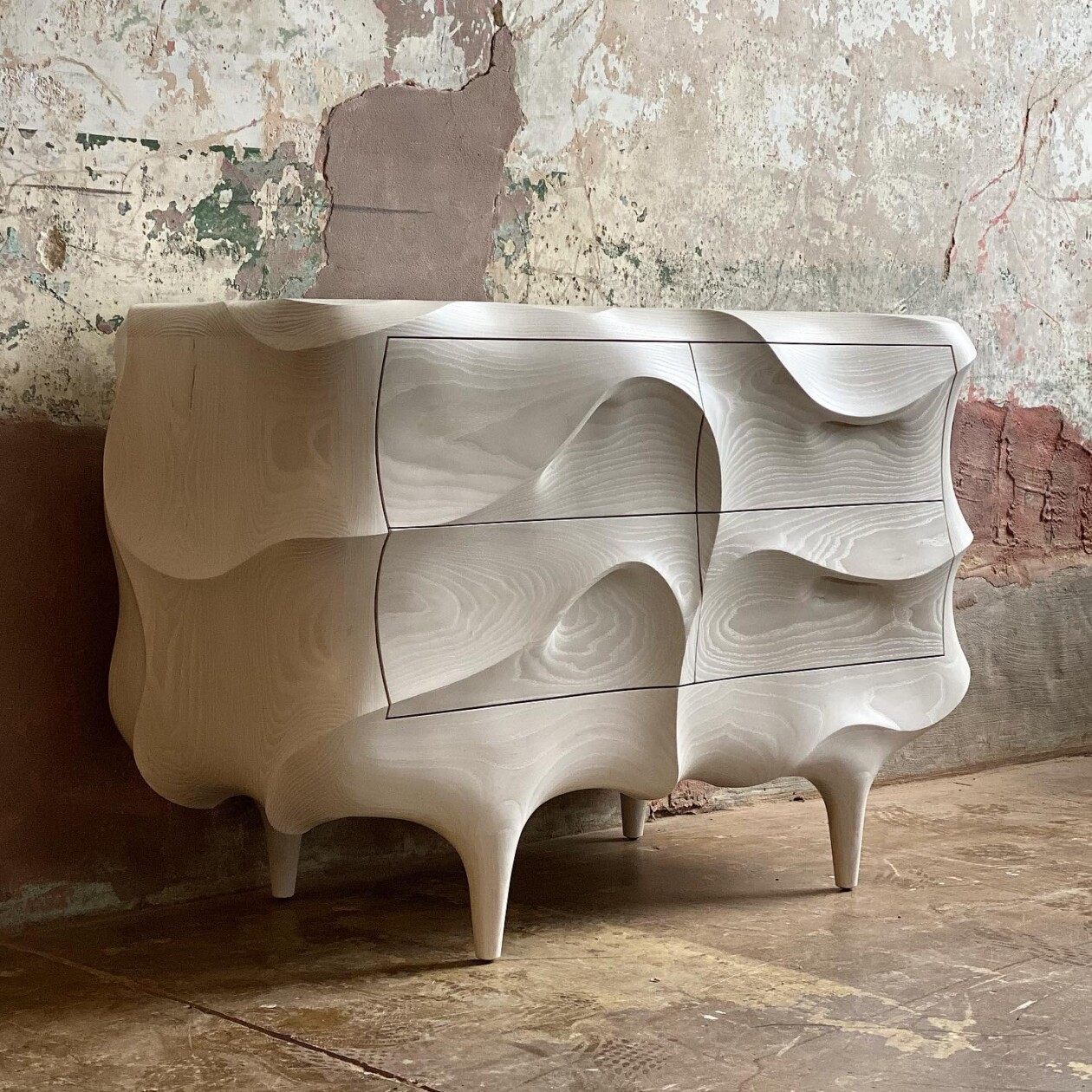 Intricately Engraved And Textured Organic Shaped Furniture By Caleb Woodard (12)