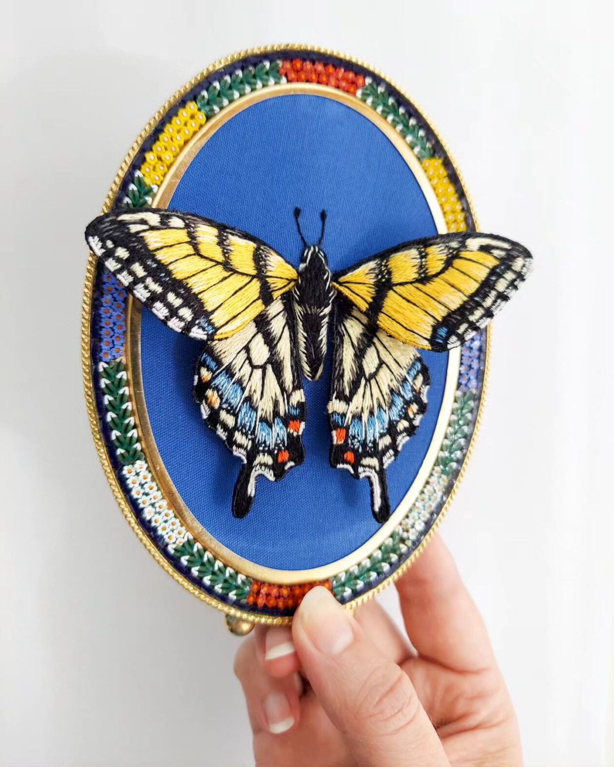 Life Like Three Dimensional Animal Embroideries By Megan Zaniewski (13)