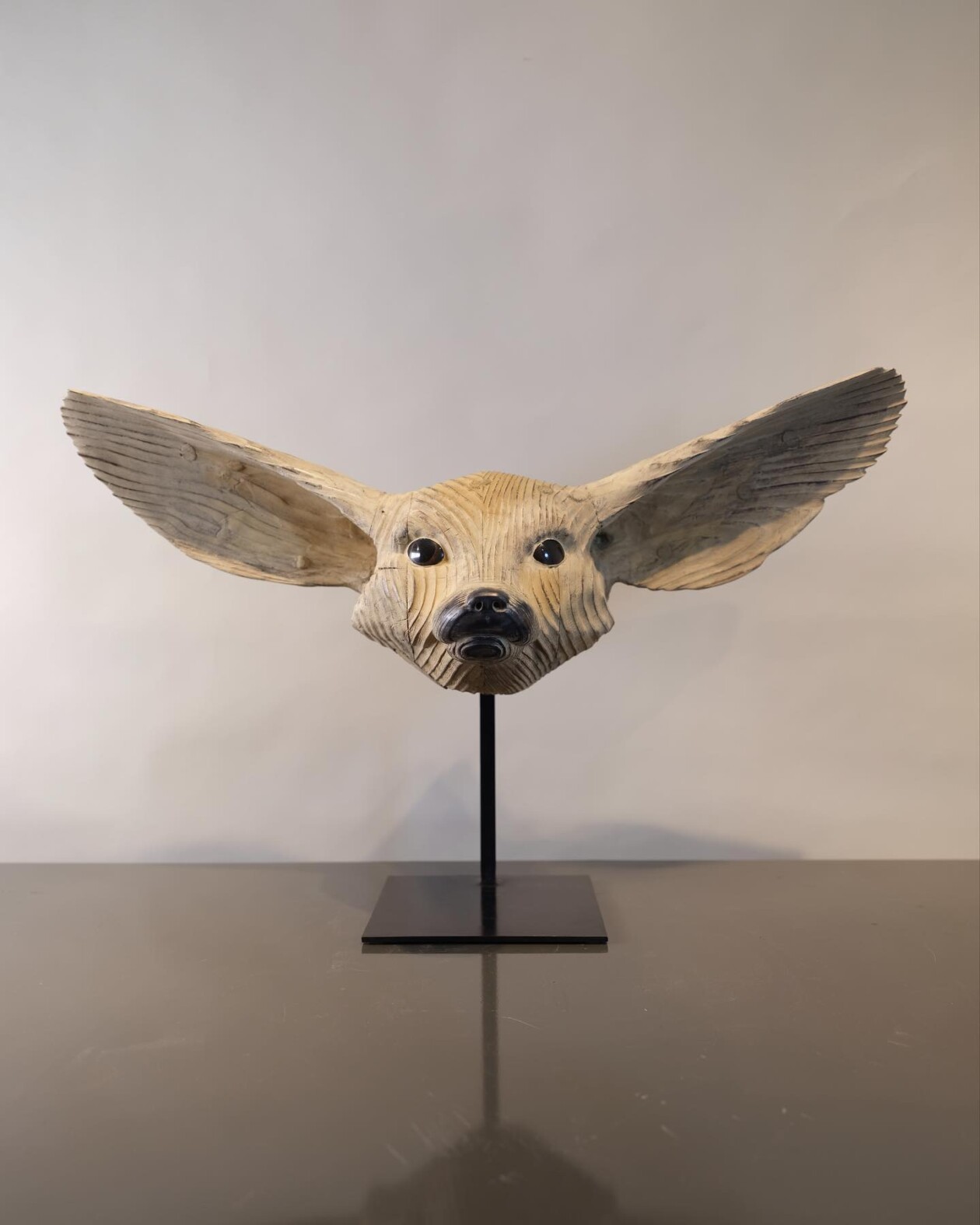 Trophy, Thought Provoking Giant Animal Sculptures By Quentin Garel (2)