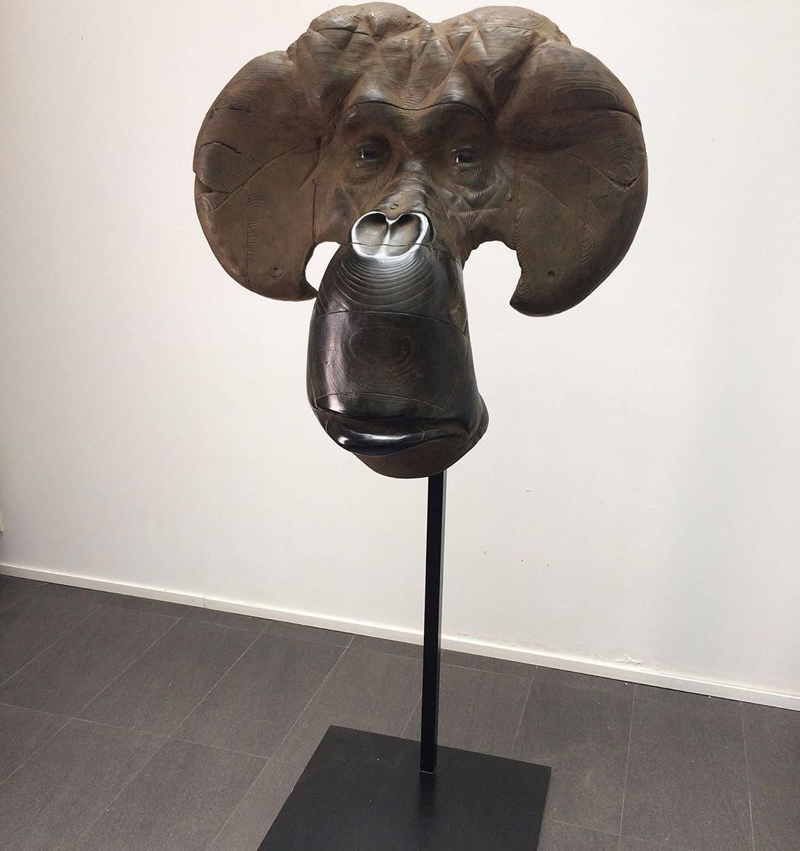 Trophy, Thought Provoking Giant Animal Sculptures By Quentin Garel (7)