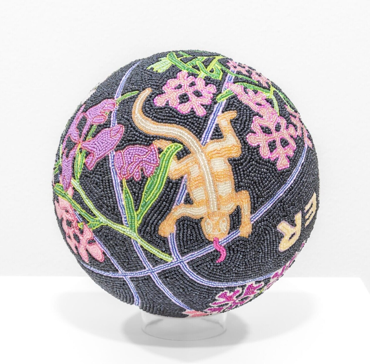 From Playground To Prophecy, Jorge Mañes Rubio's Beaded Basketball Sculptures (13)
