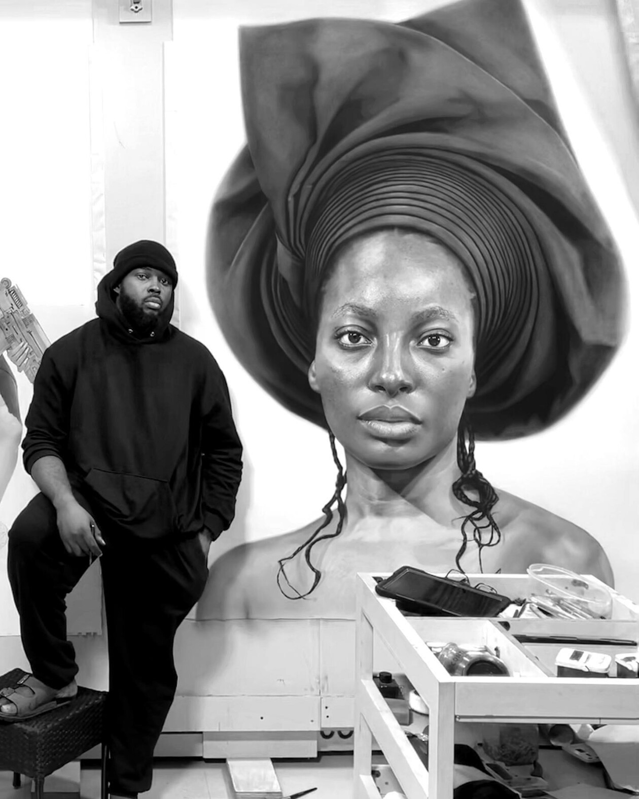 Hyperrealistic Black And White Pencil Drawings Of Arinze Stanley (11)