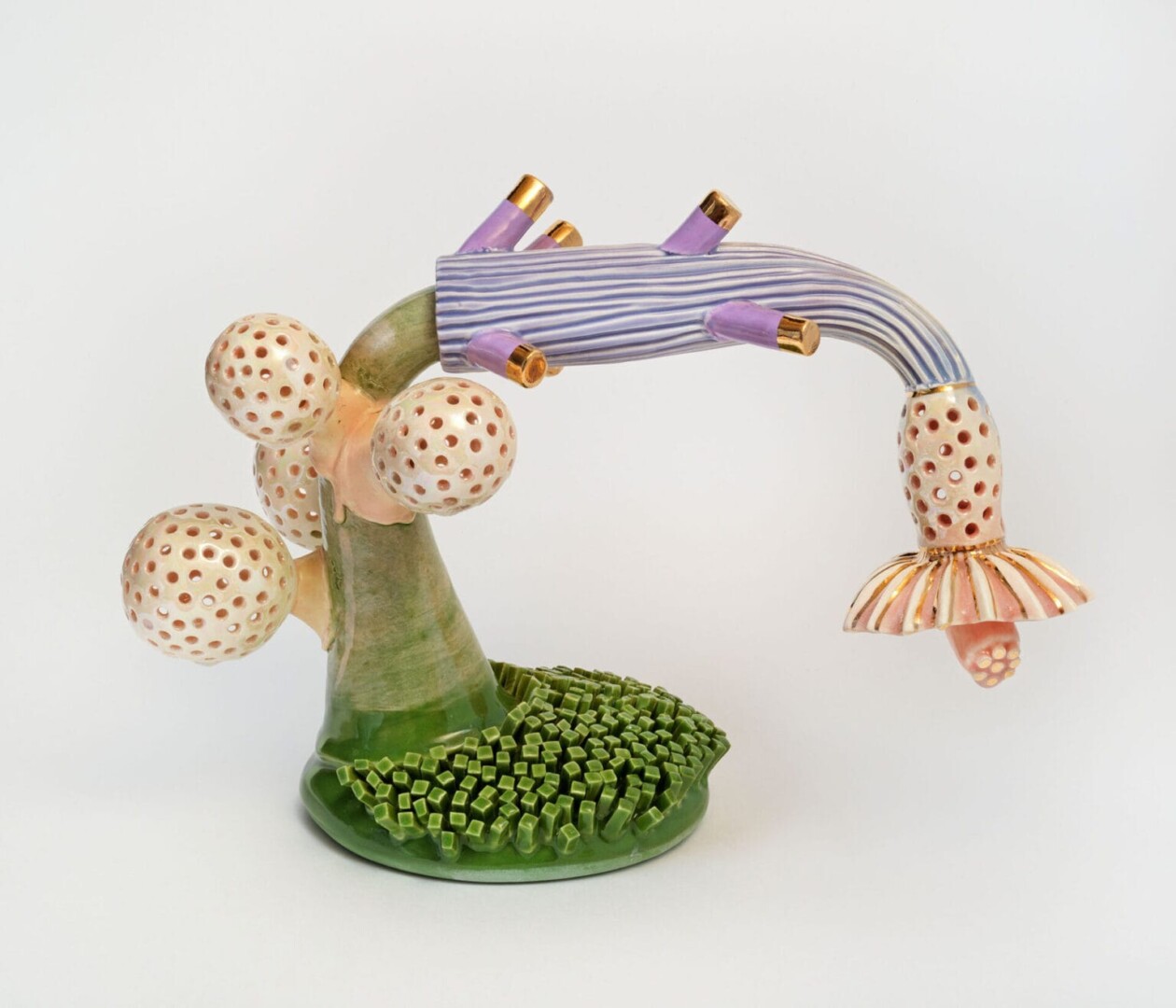 Sculpted Symbiosis, Megan Bogonovich's Ceramic Celebration Of Coexistence (19)