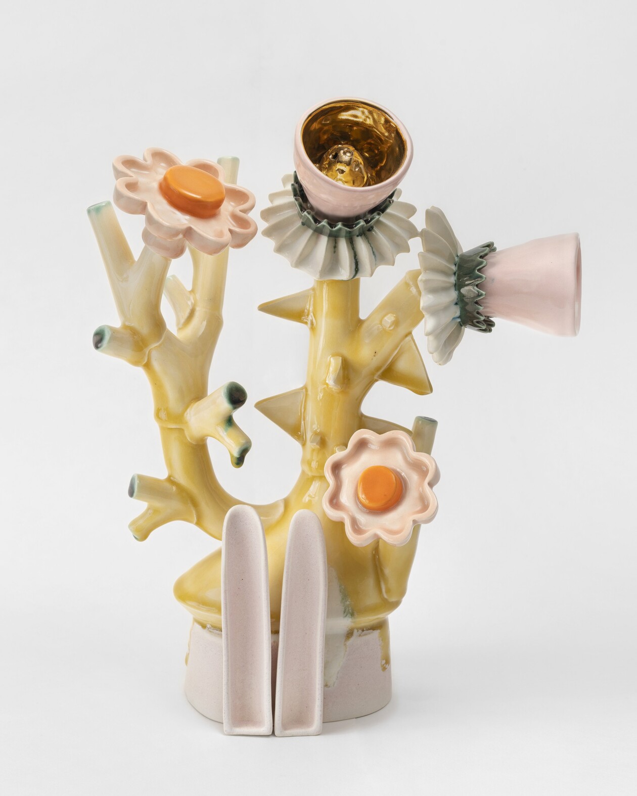 Sculpted Symbiosis, Megan Bogonovich's Ceramic Celebration Of Coexistence (9)