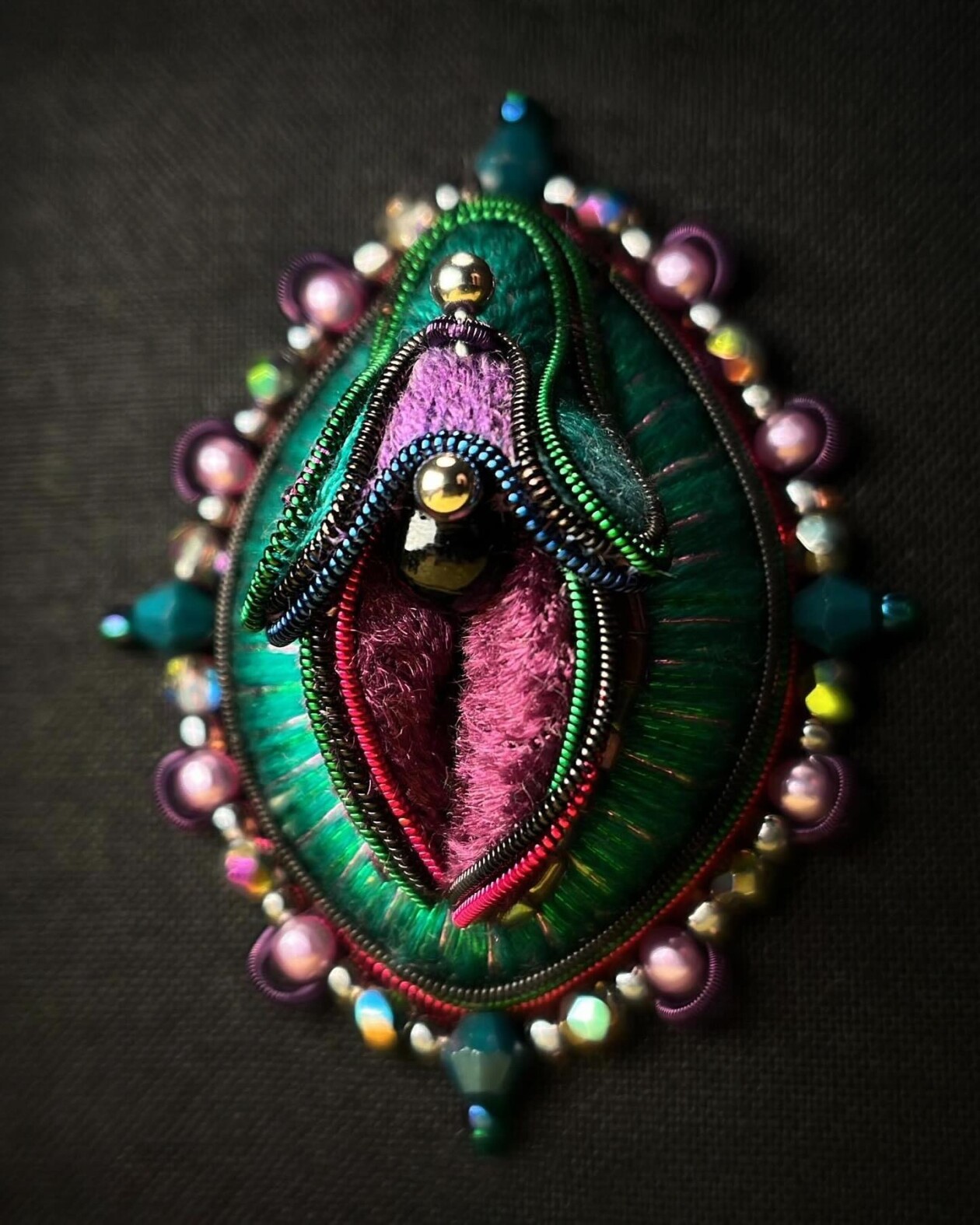 The Exquisite Embroidery And Bead Sculptures Of Studio Over And Out (7)
