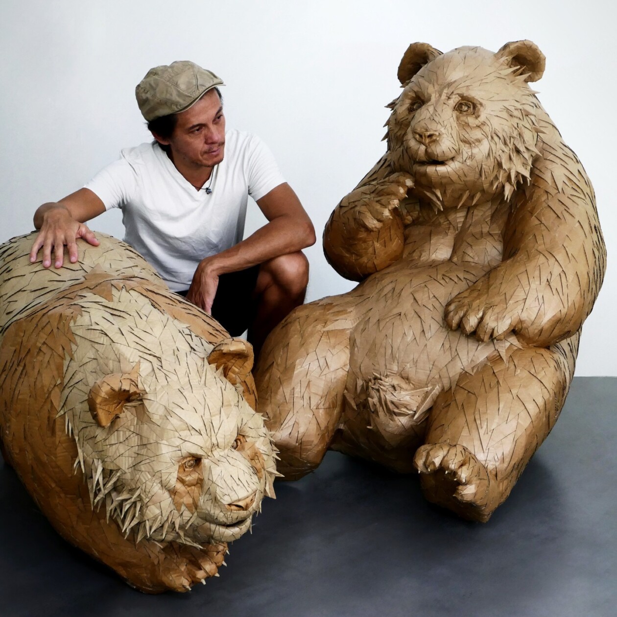 Cardboard Wonders, Olivier Bertrand’s Sustainable Lifelike Animal Sculptures (16)