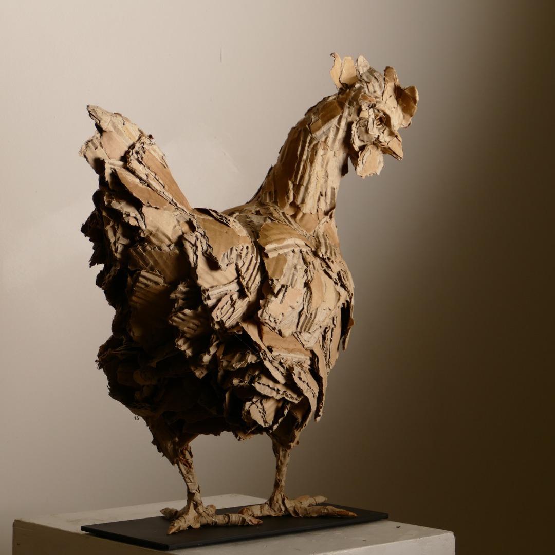 Cardboard Wonders, Olivier Bertrand’s Sustainable Lifelike Animal Sculptures (9)