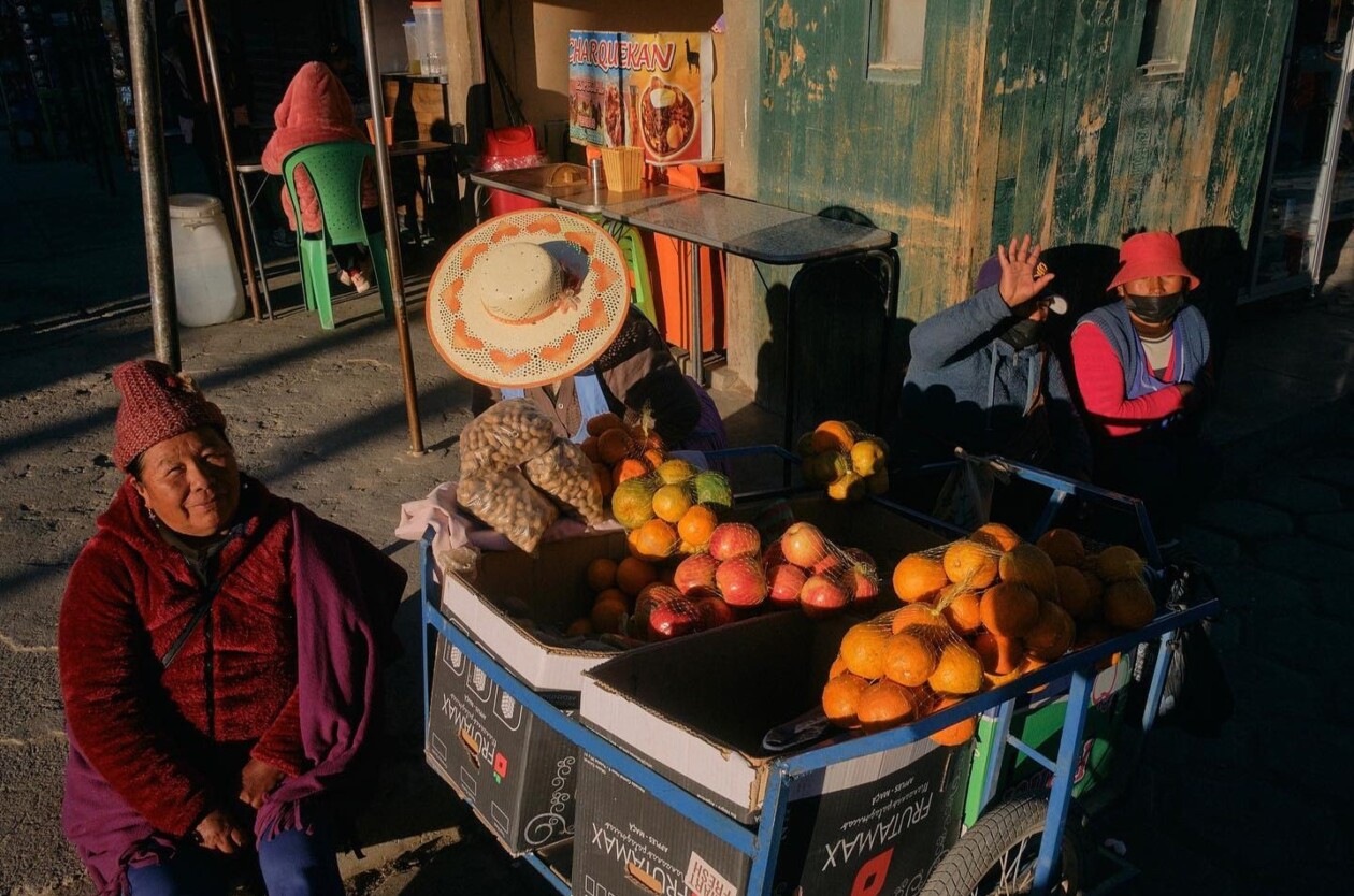 Eduardo Ortiz's Street Photography Masterpieces (25)