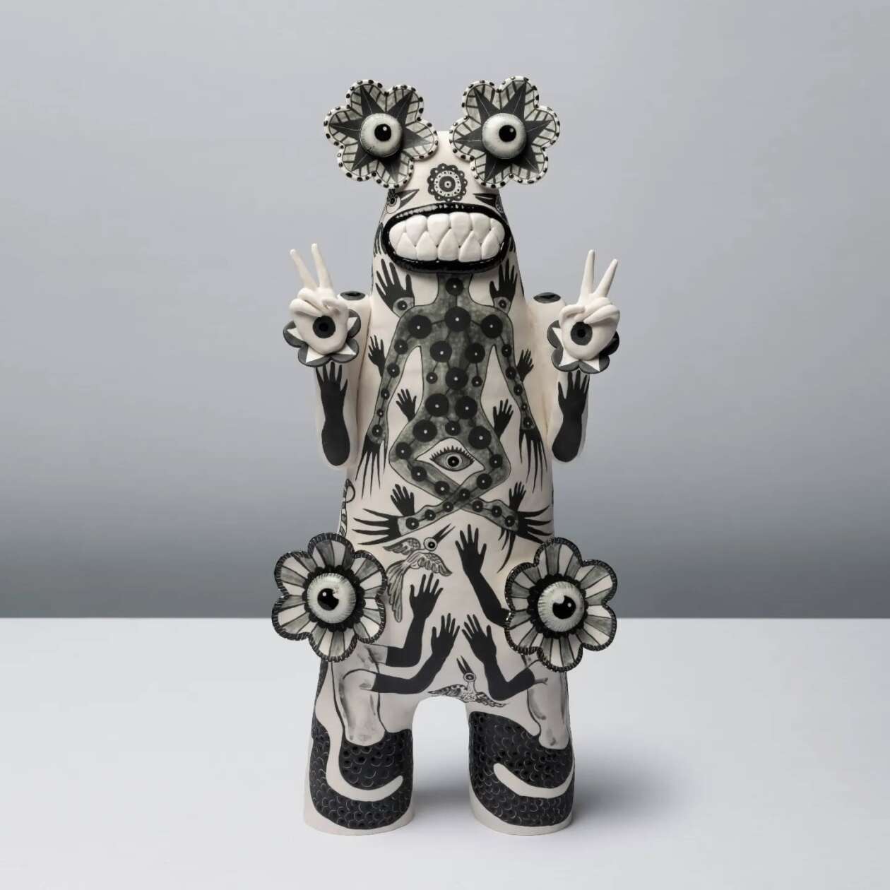 Vipoo's Enchanting Porcelain Sculptures (3)