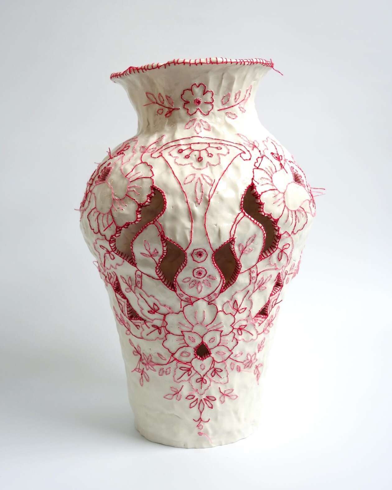 Caroline Harrius's Embroidered Porcelain (10)