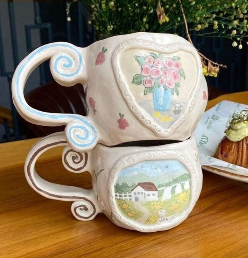 Ummuhan: playful 3D vintage motif ceramic mugs