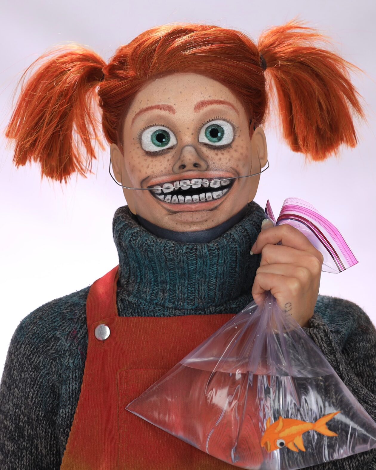 Annie Thomas’s Makeup Transformations (16)