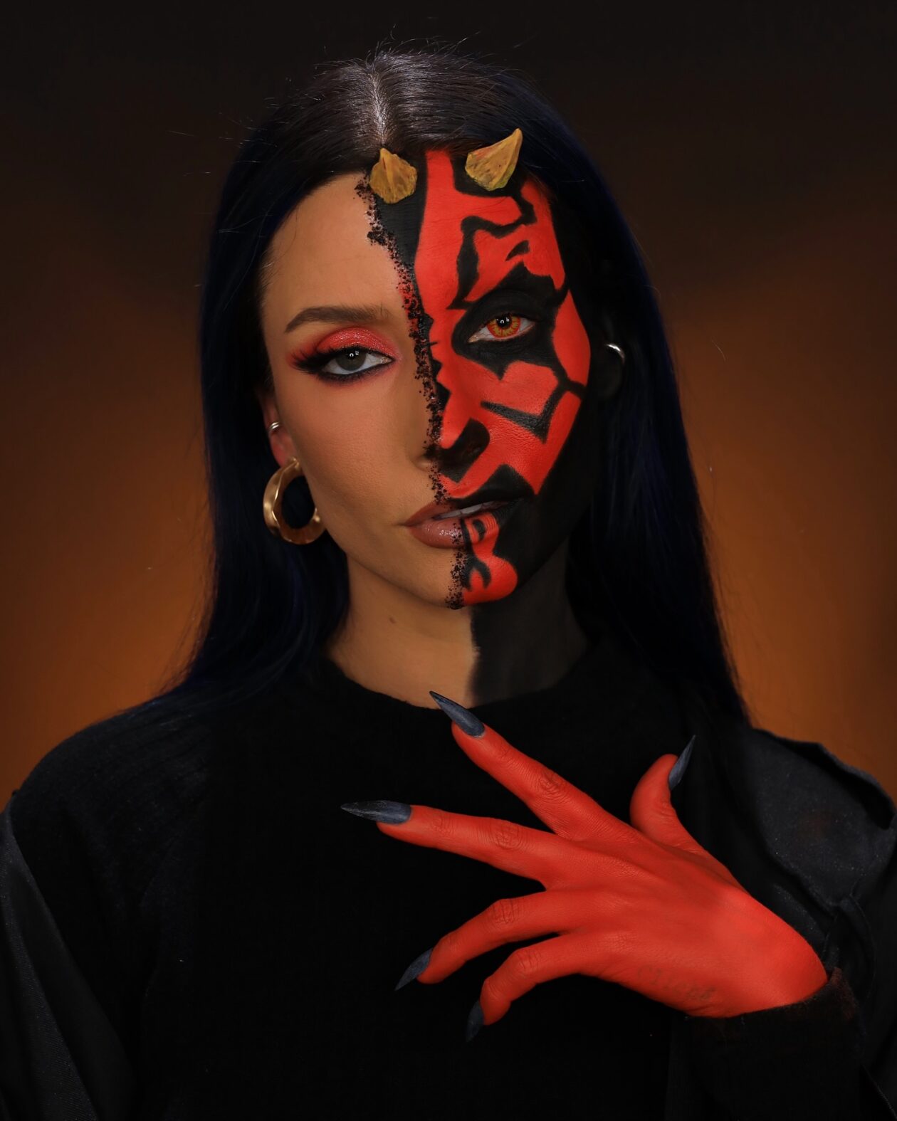 Annie Thomas’s Makeup Transformations (4)