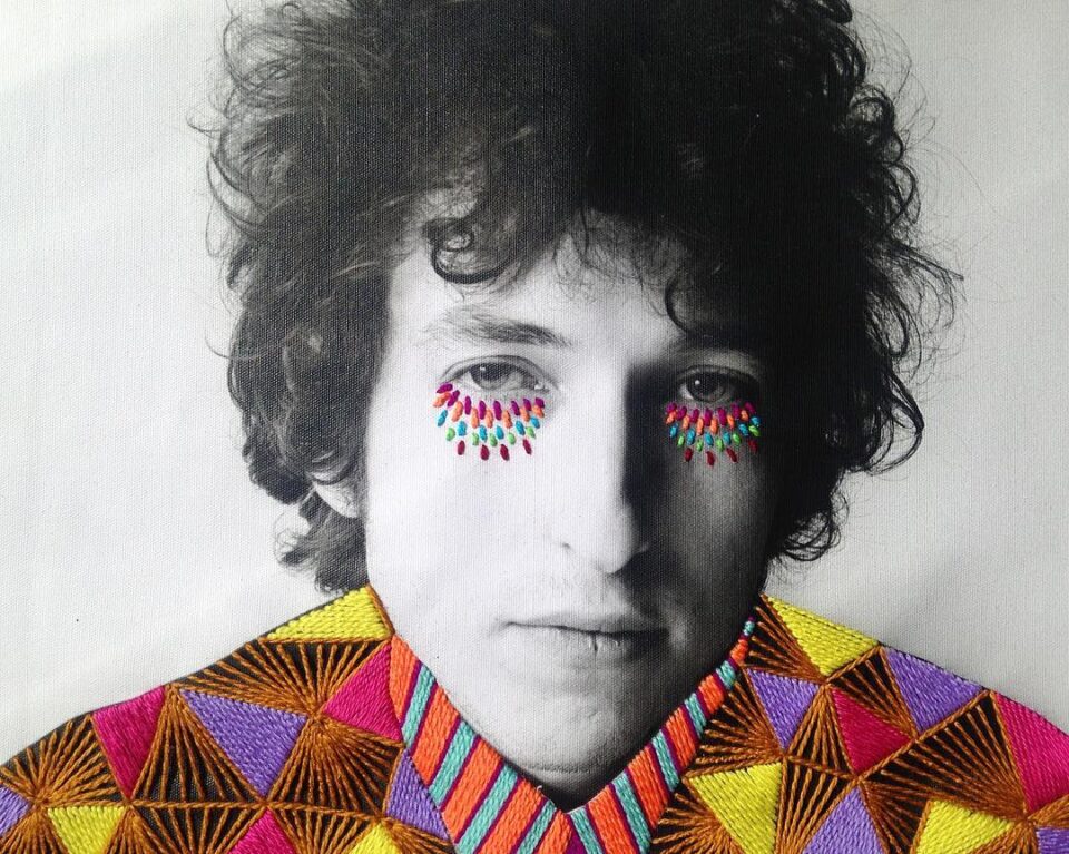 Victoria Villasana's Embroidered Vintage Photos (7)