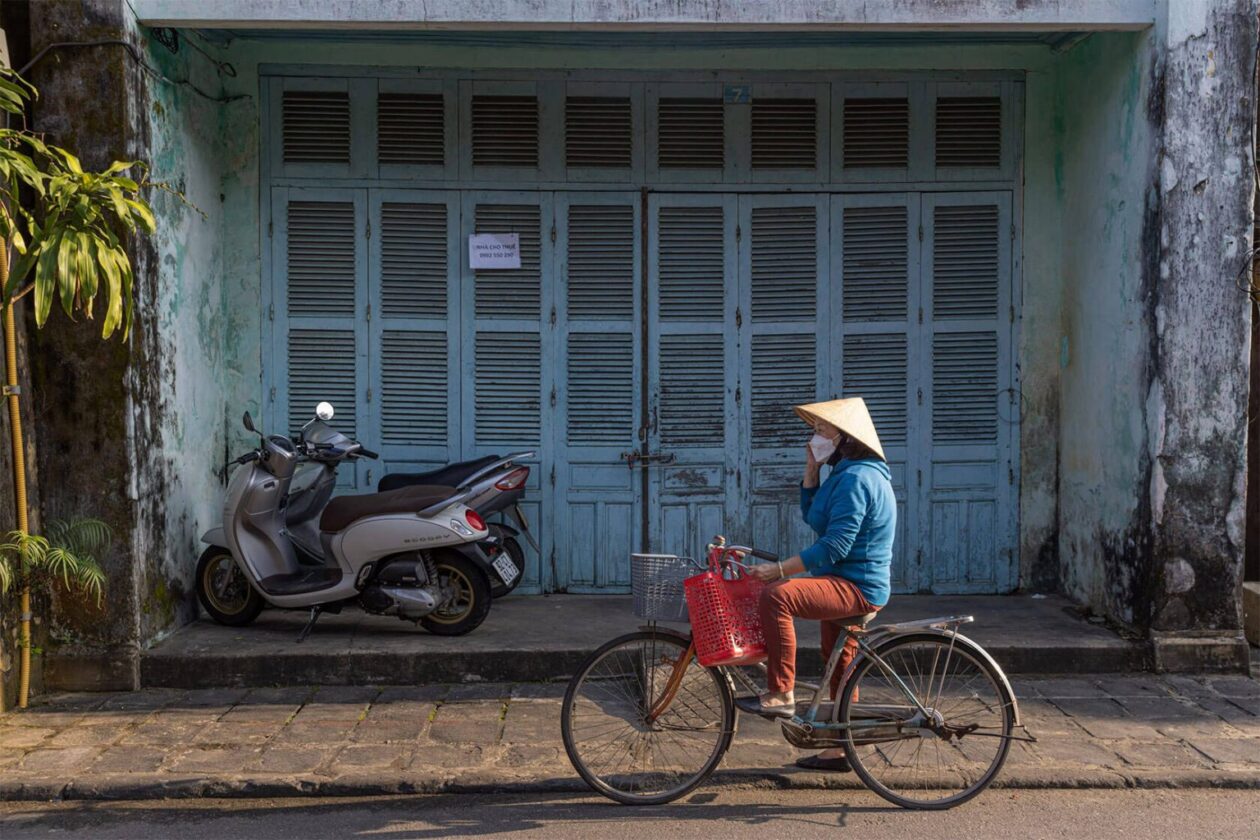 Captivating Photos Of Vietnam By Julian Elliott (11)