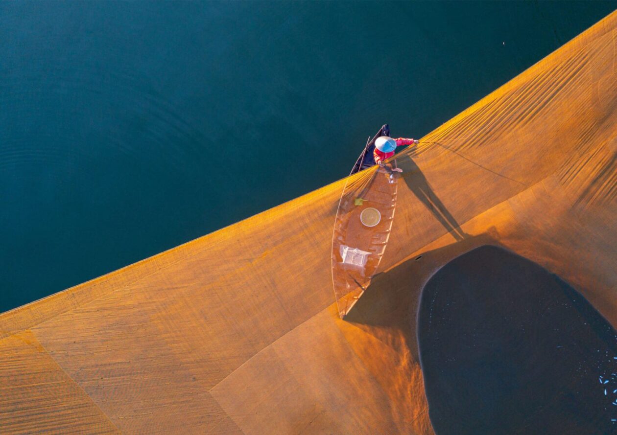 Captivating Photos Of Vietnam By Julian Elliott (20)